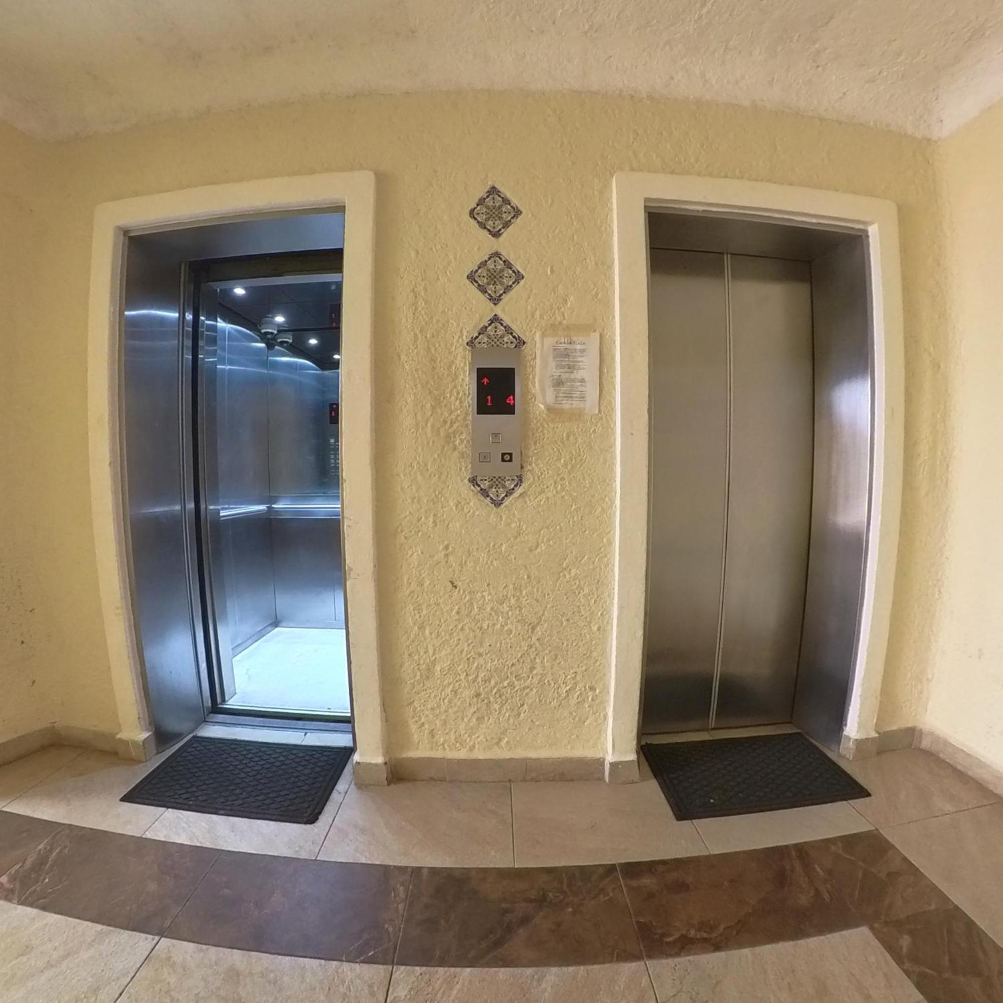 Cancun Plaza Sea View Екстериор снимка
