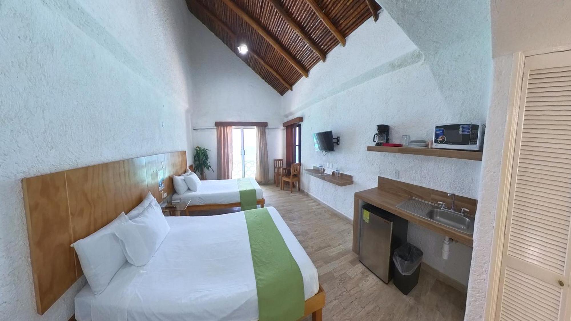 Cancun Plaza Sea View Екстериор снимка
