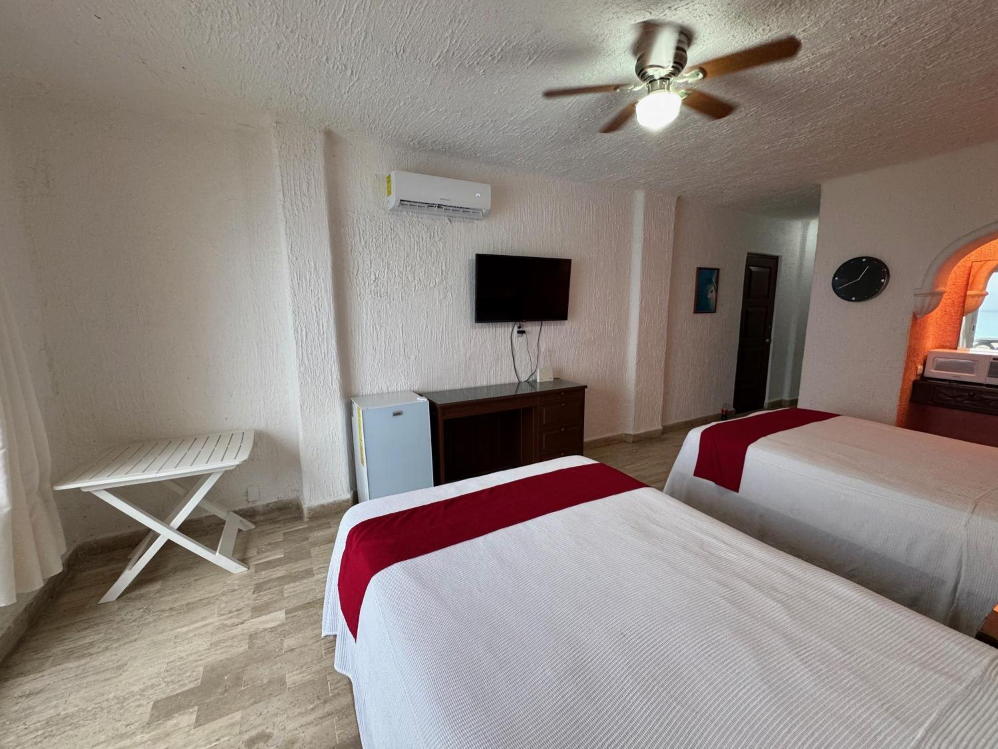Cancun Plaza Sea View Екстериор снимка