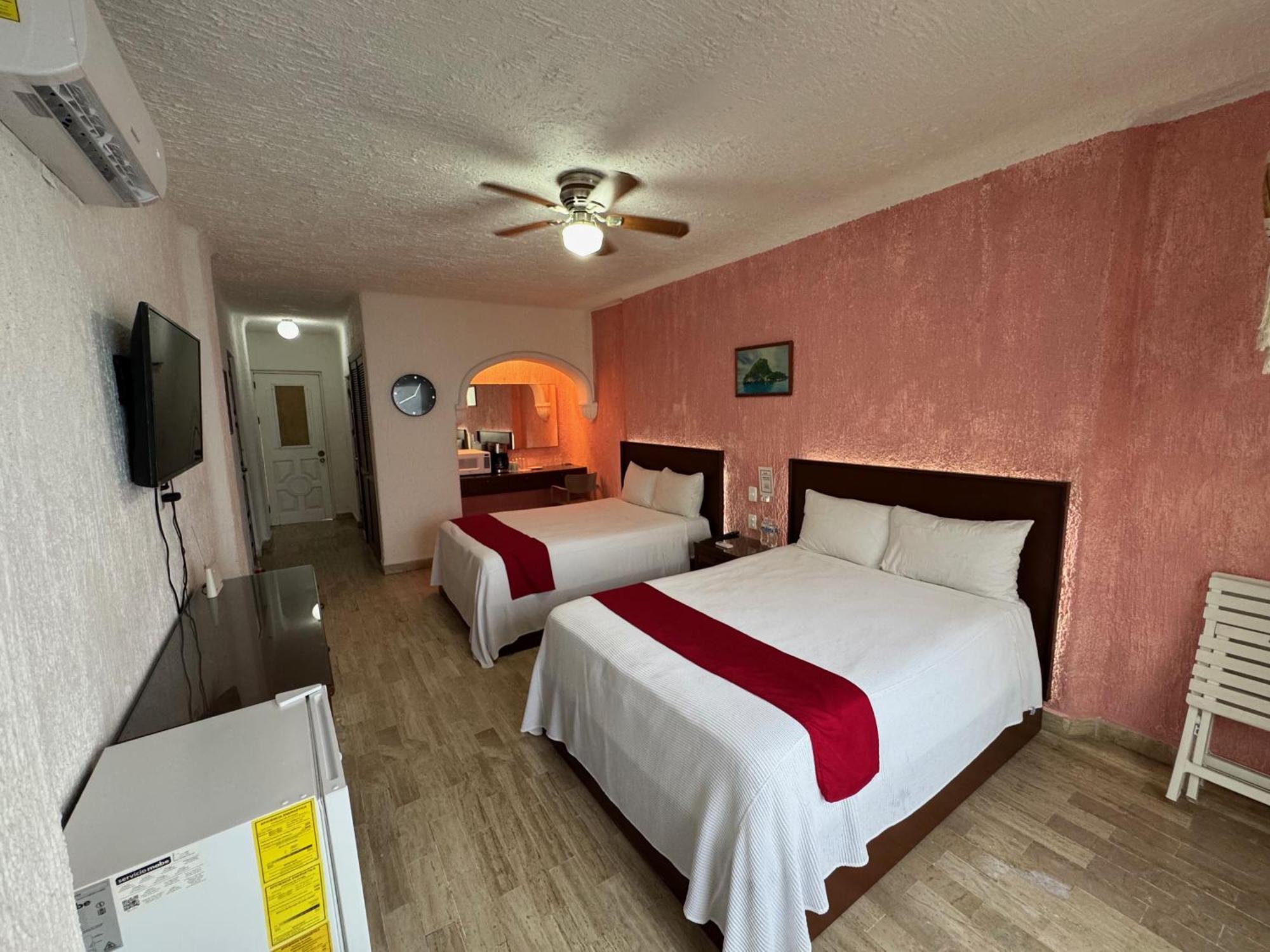 Cancun Plaza Sea View Екстериор снимка